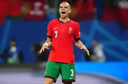 开云体育在线登录-足球壮举：欧洲杯赛场传奇续写！的简单介绍