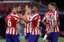 开云体育入口-马德里德比关键时刻，皇马实现逆转胜