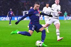 开云体育亚洲官网-摩纳哥后防漏洞频现，球队丢球过多