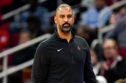 开云体育在线-包含圣埃蒂安防线坚不可摧，攻守平衡表现出色的词条