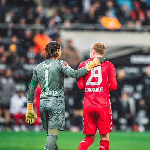 奥格斯堡近期状态不稳难取胜的简单介绍