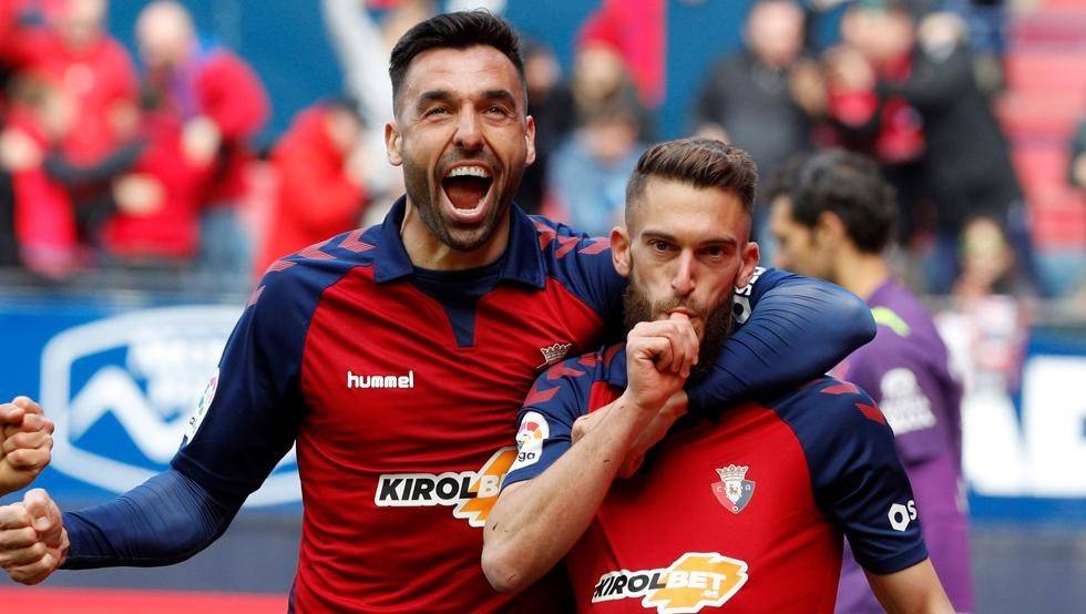 奥萨苏纳攻防俱佳，力压对手取得三分