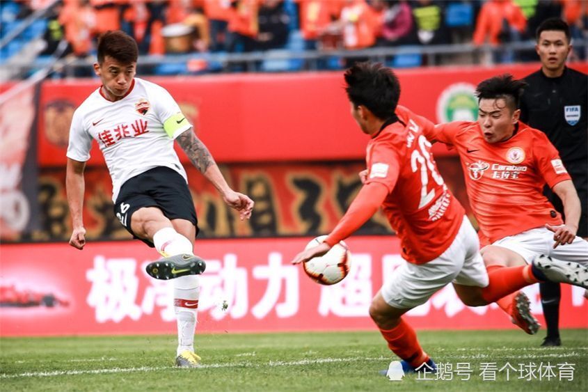 天津泰达击败深圳佳兆业，获得一场痛快胜利