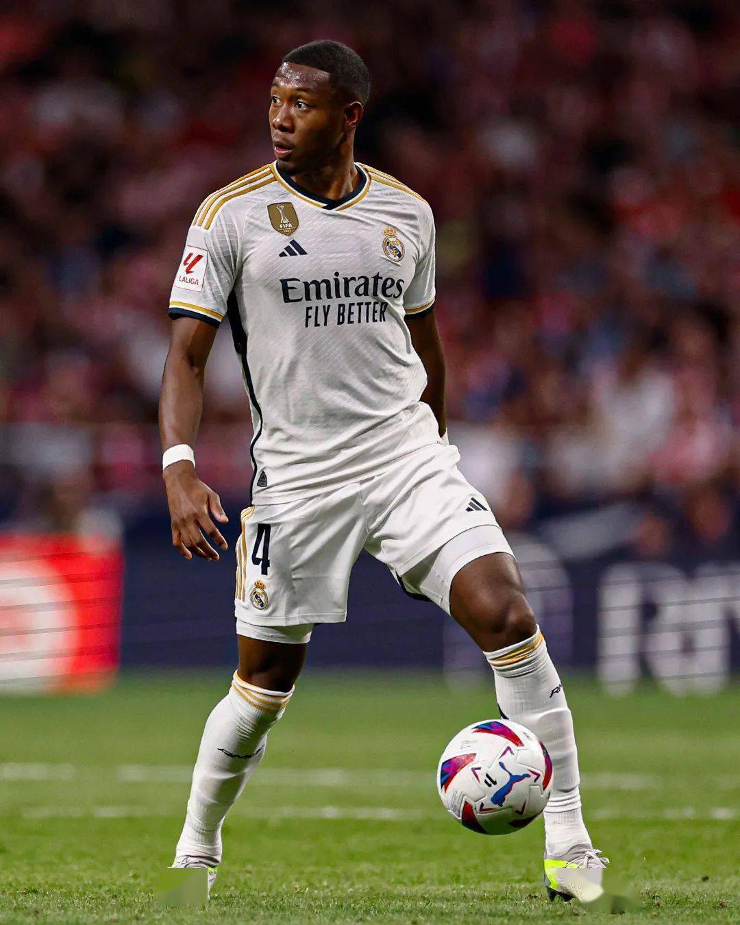 关于阿拉巴破门，皇马主场轻取埃瓦尔的信息