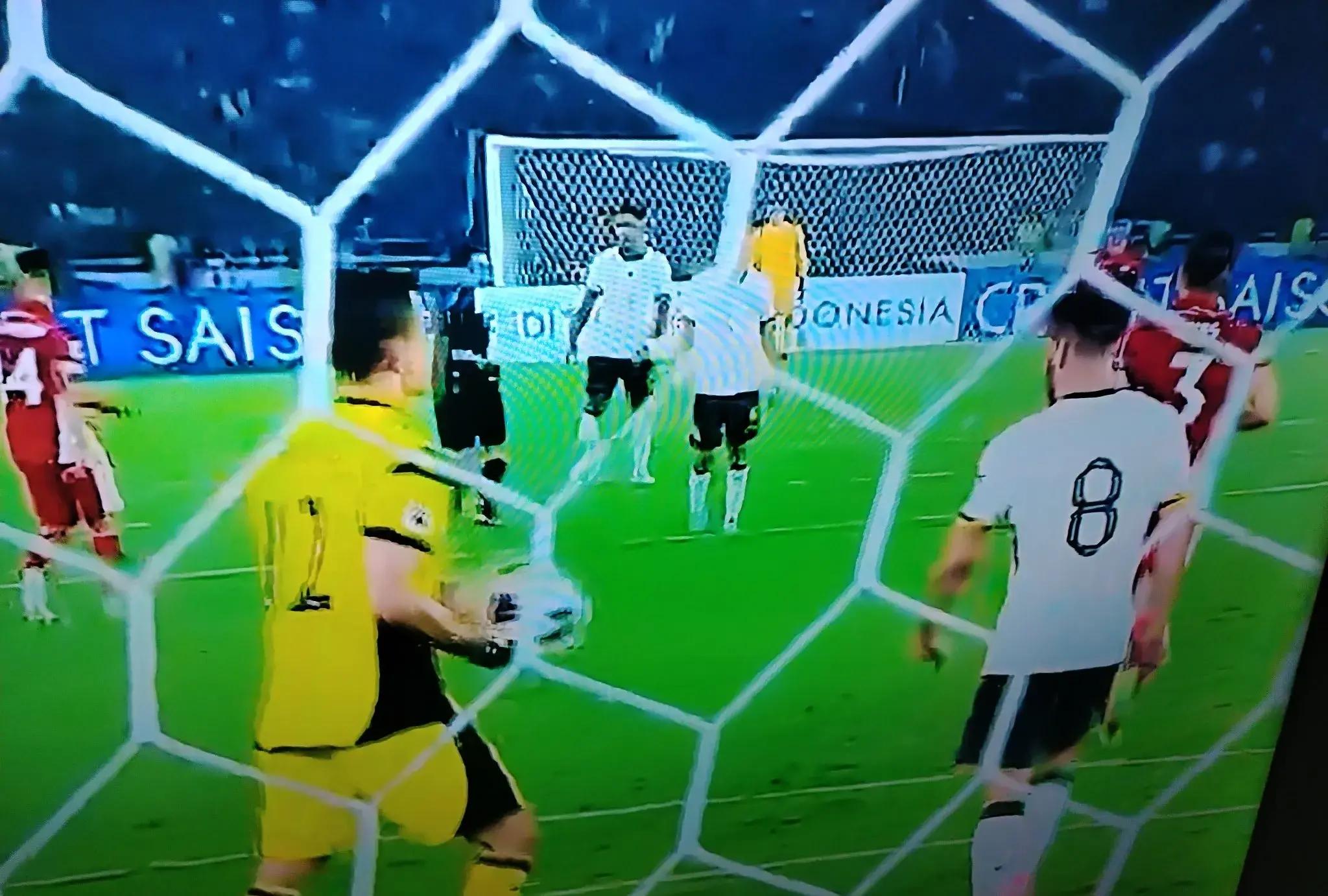 足球巨星恢复训练，准备迎战对手挑战自我突破的简单介绍