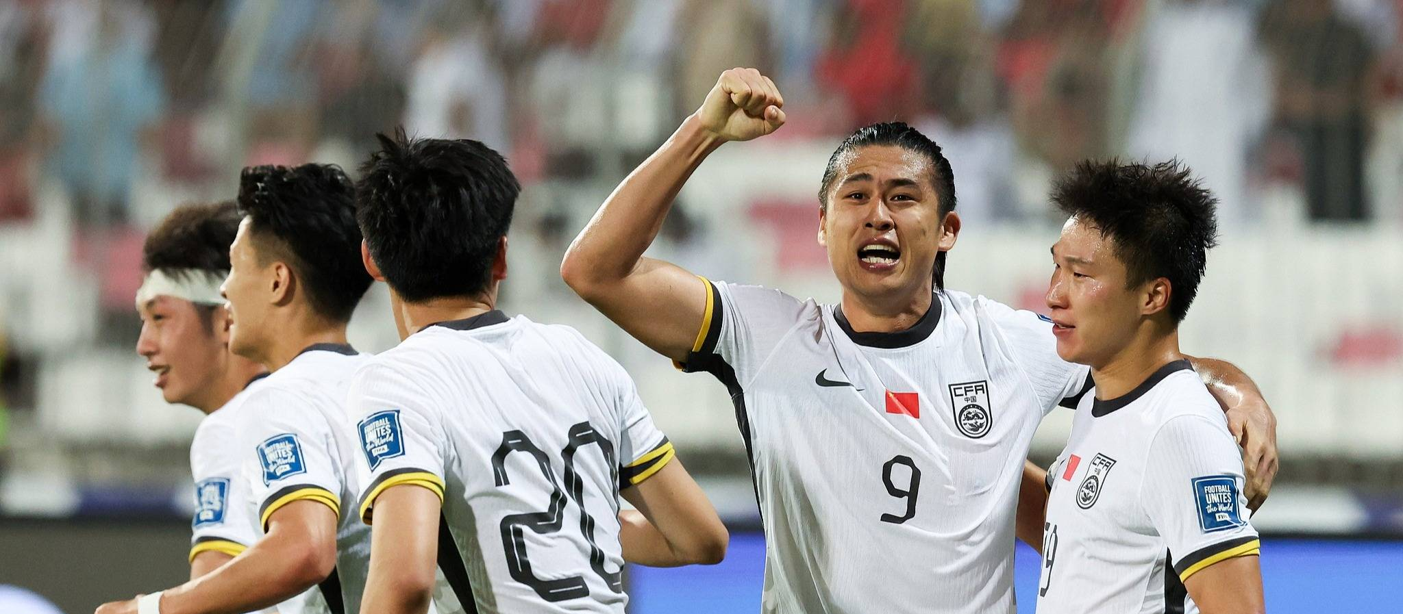 关于本轮比赛现场热度高，球队士气飙升的信息