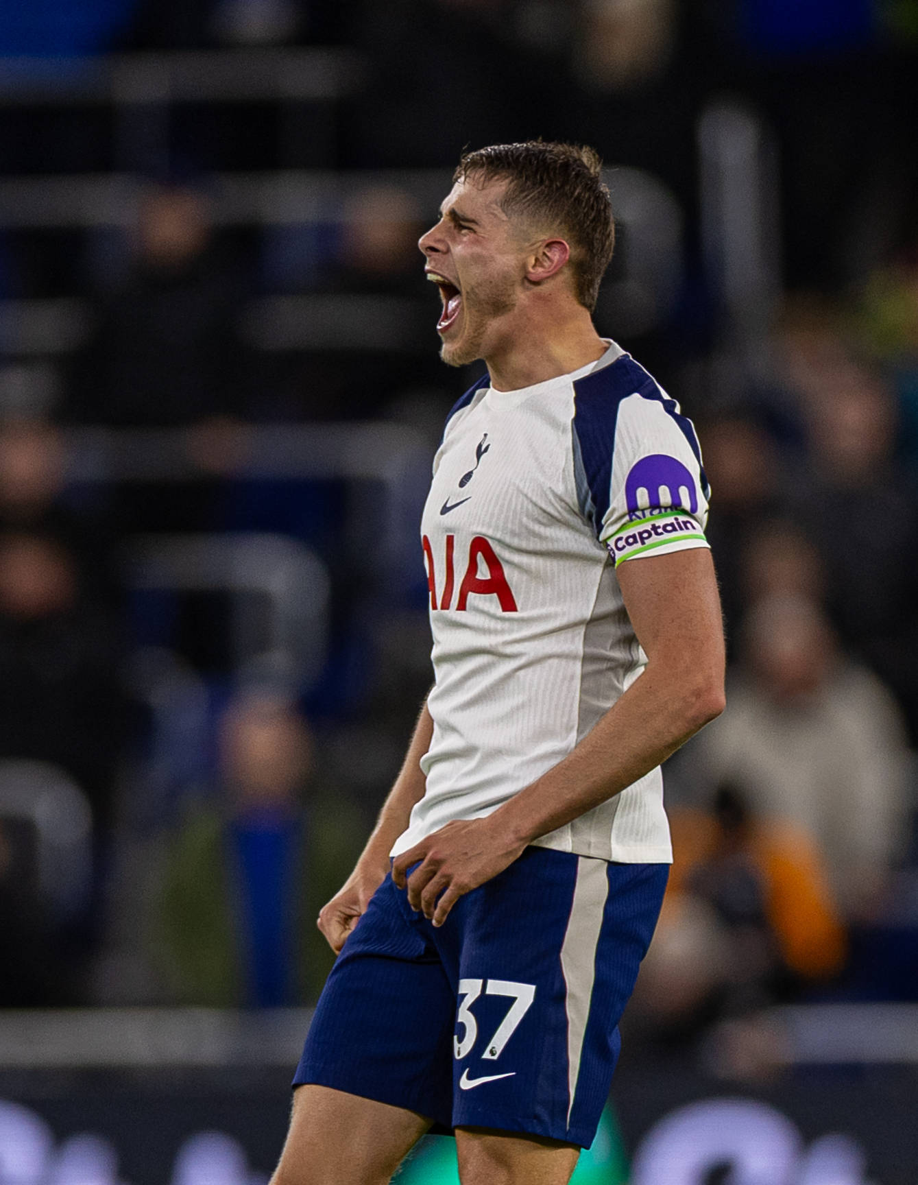 热刺主教练公开批评球员态度问题 热刺主教练公开批评球员态度问题